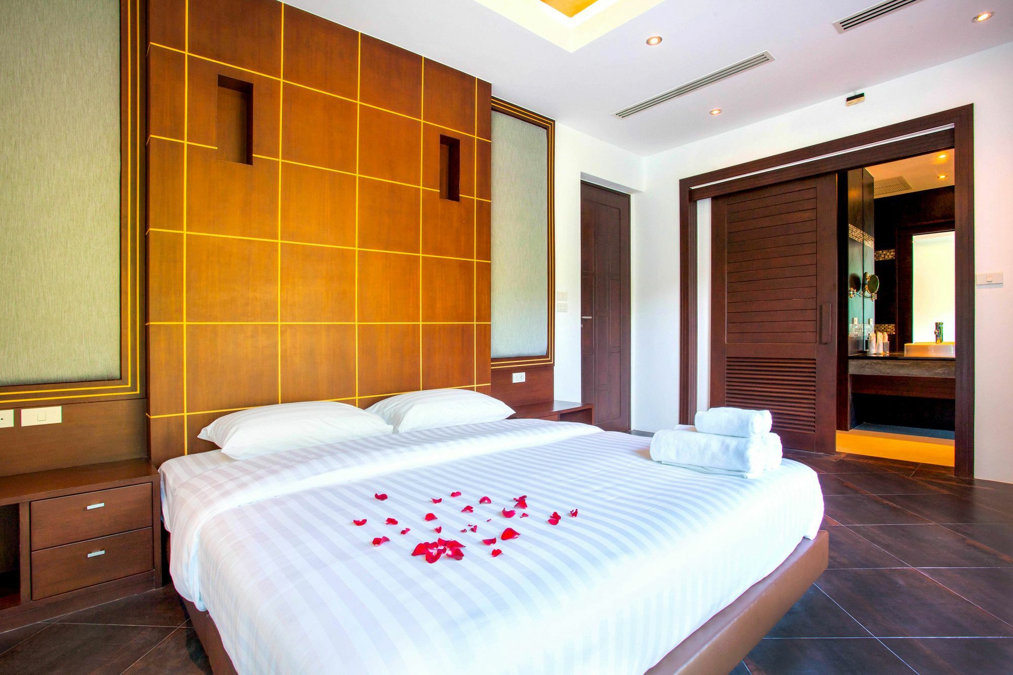 Luxury Pool Villa Kamala Exterior photo